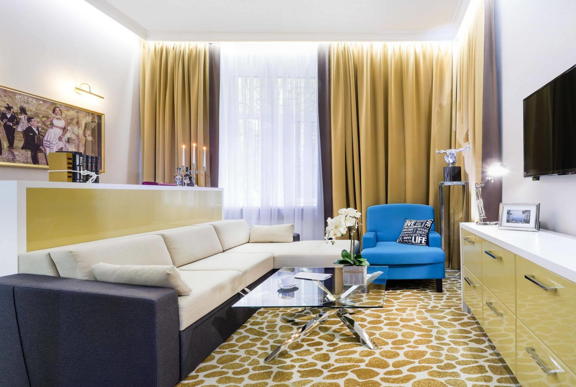 Mirax Sapphire Boutique Hotel Κχαρκίβ Εξωτερικό φωτογραφία