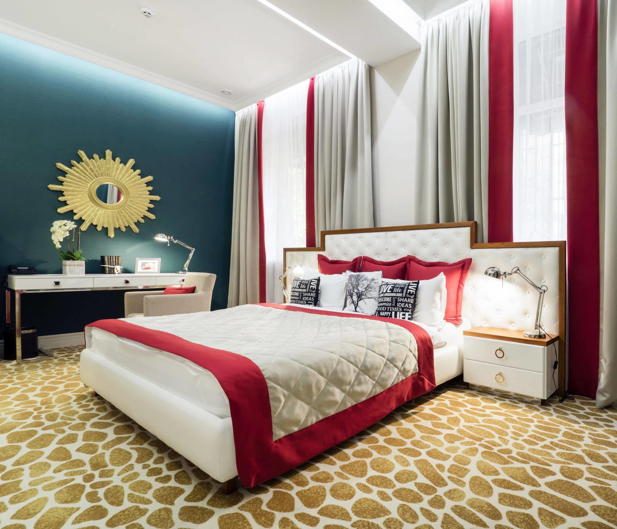 Mirax Sapphire Boutique Hotel Κχαρκίβ Εξωτερικό φωτογραφία