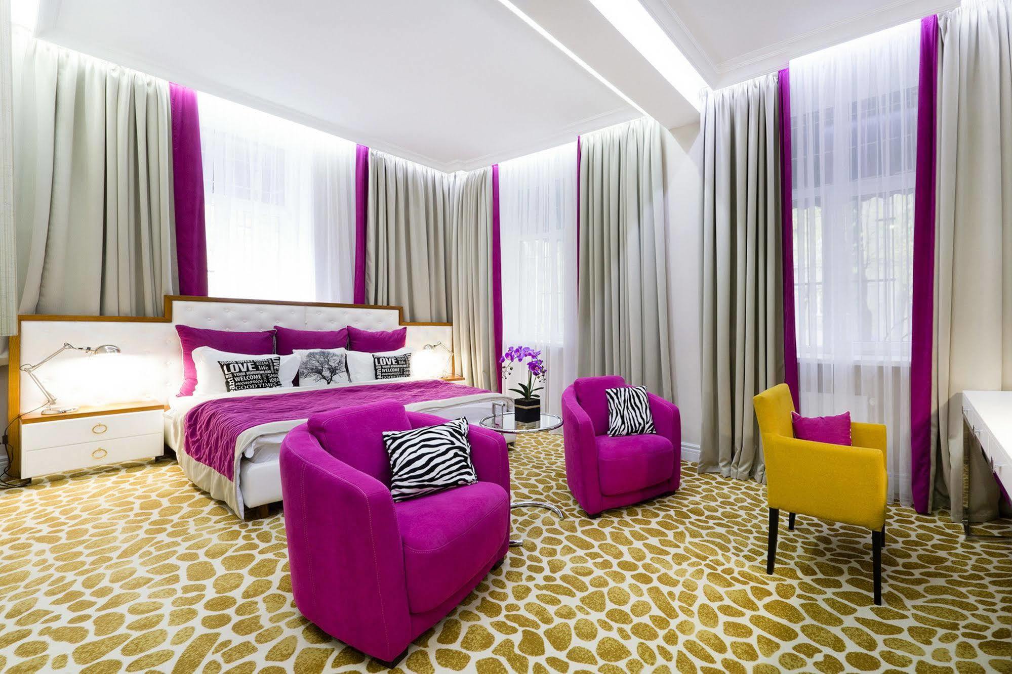 Mirax Sapphire Boutique Hotel Κχαρκίβ Εξωτερικό φωτογραφία